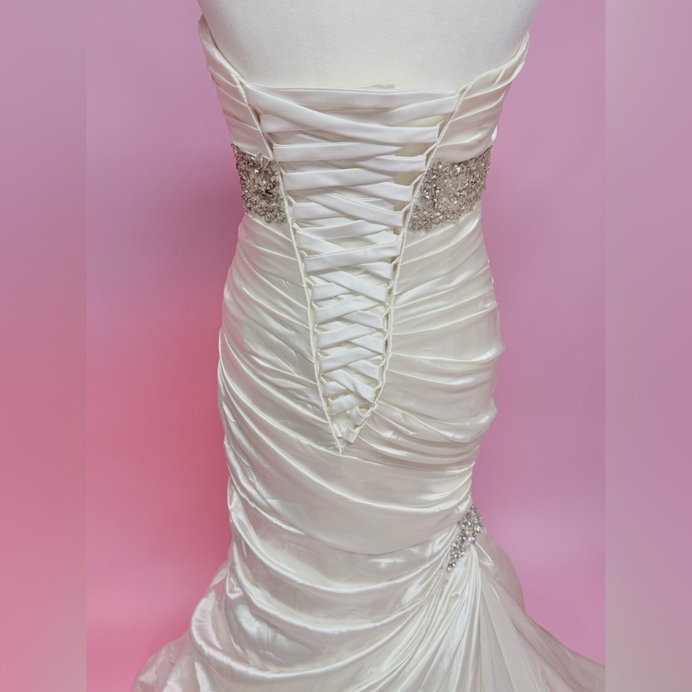 Sottero and Midgley Couture Ivory Strapless Gown - Picture 8 of 16